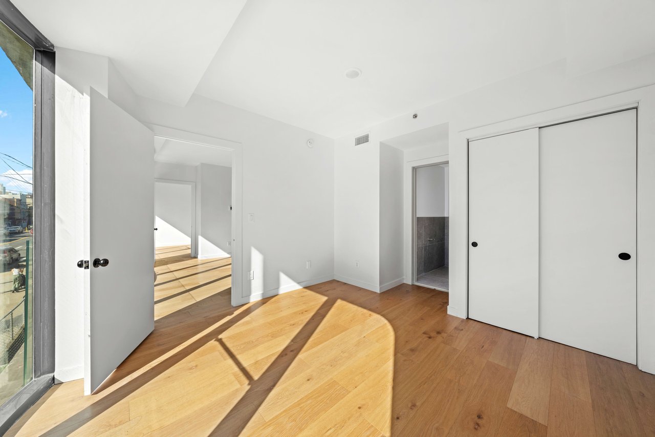 30-18 14th St, Unit 2A