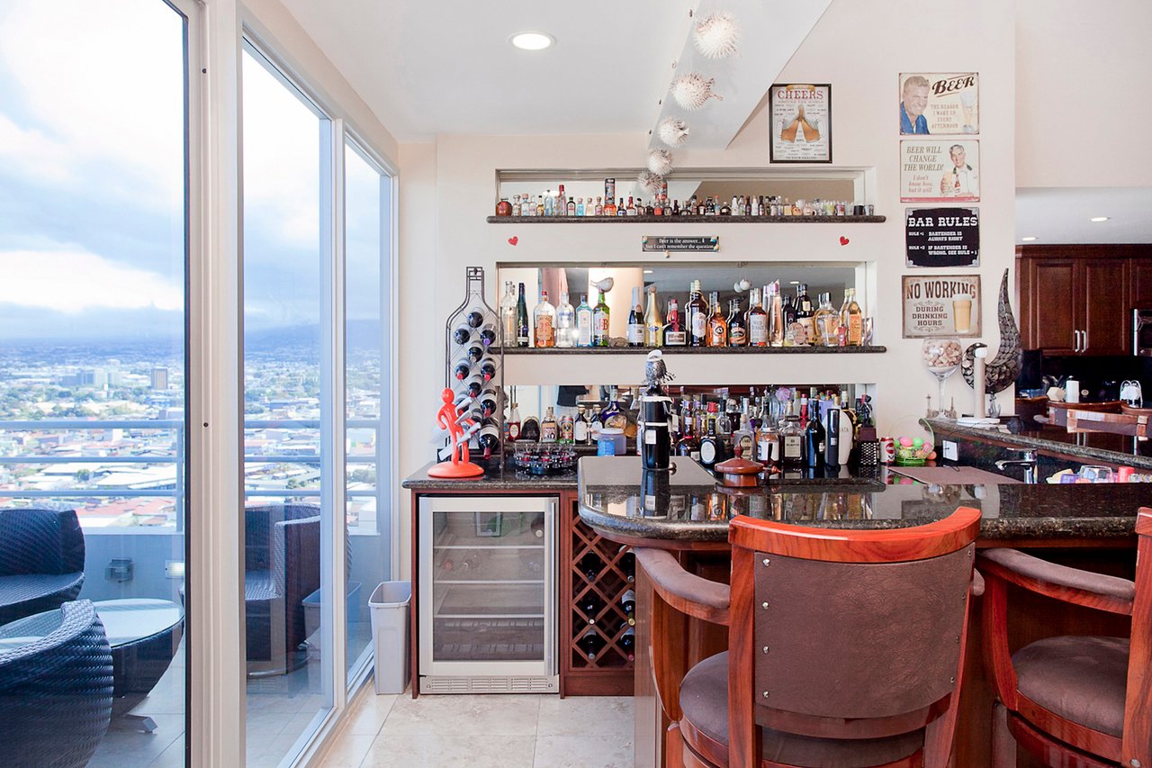 Custom Remodeled Jacuzzi Penthouse, Sabana and Rohrmoser, San Jose