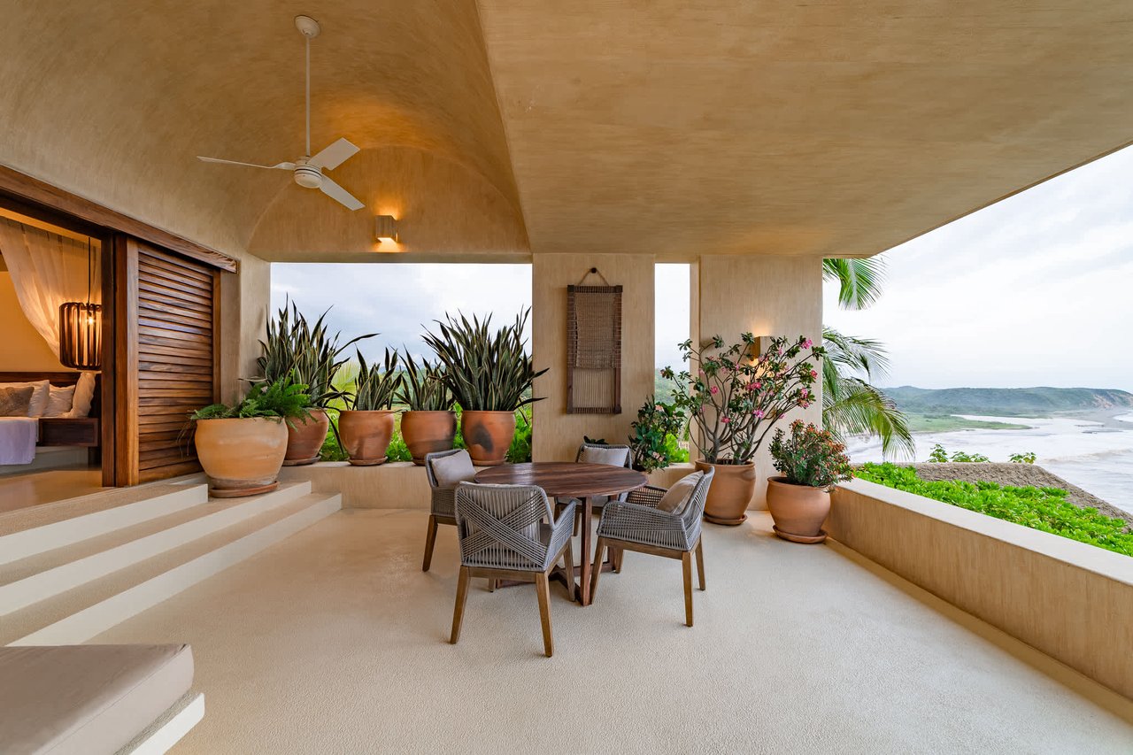 4 bedroom, Single Family Homes, Villa Playa, Montecito Beach Village