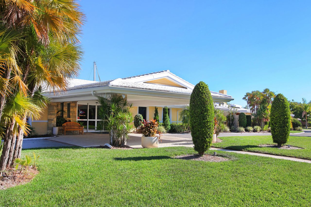 682 Mourning Dove Dr