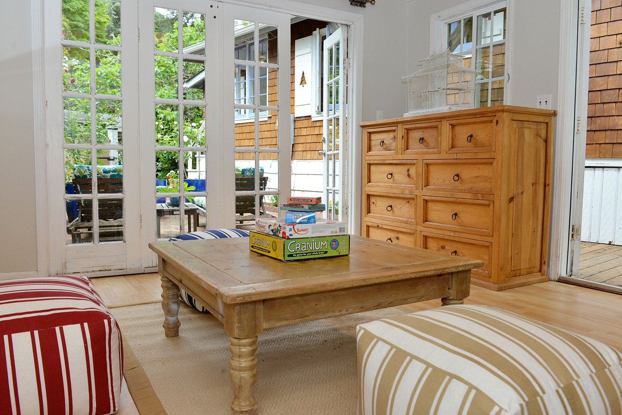 24 Hooper Lane, San Anselmo