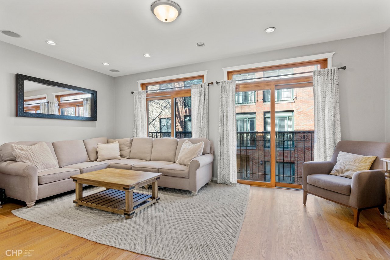 Lincoln Park Townhome: 2770 N. Wolcott, #H 