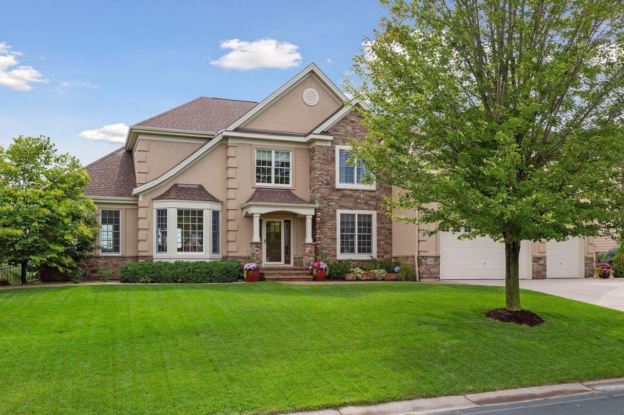 Stunning Eagan Masterpiece!