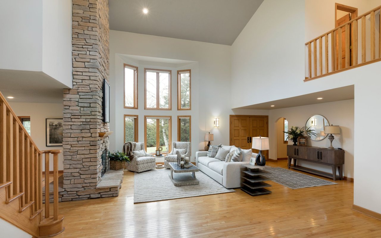 9928 Oak Shore Drive | Lakeville