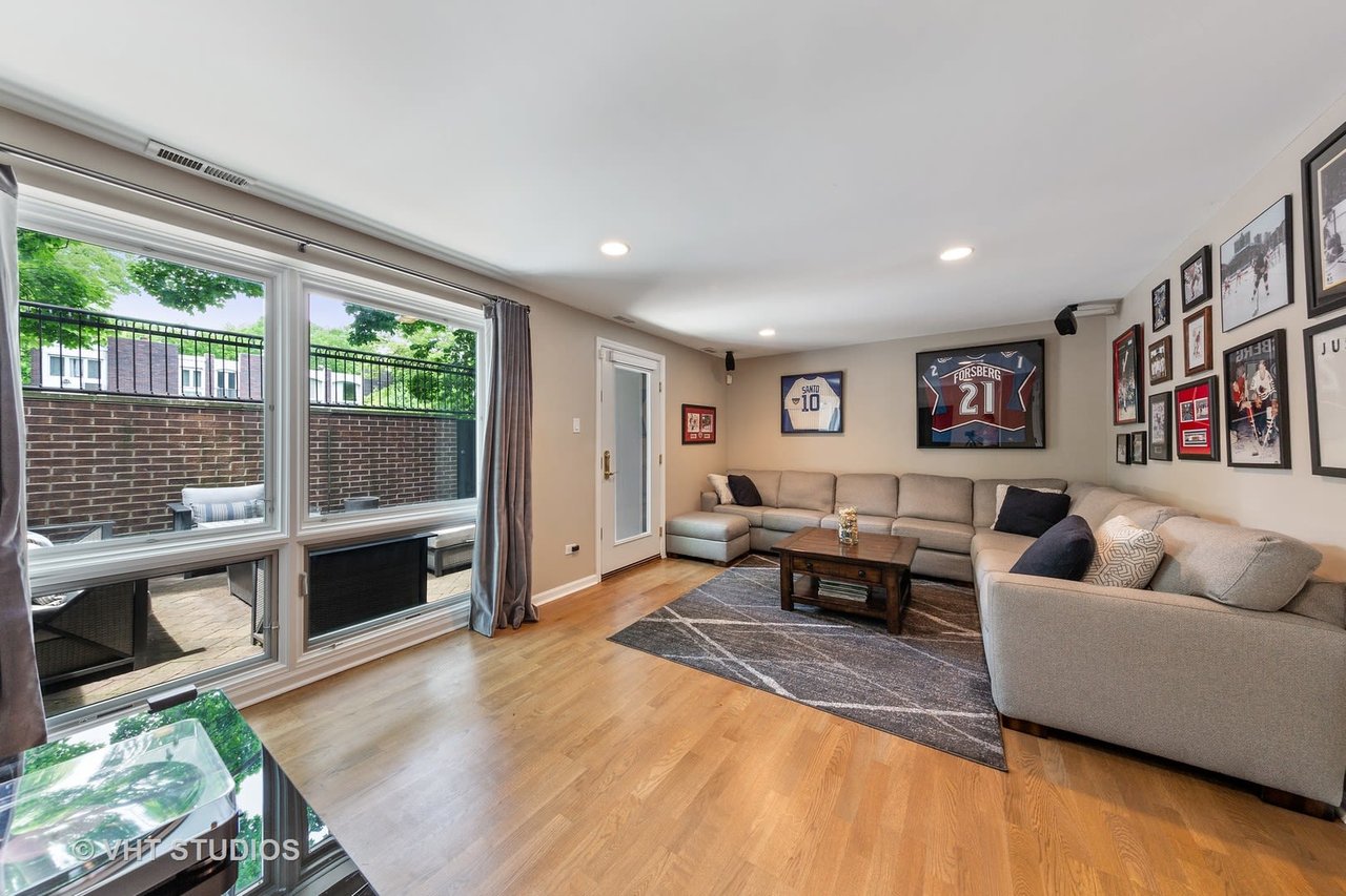 1308 N Sutton Pl