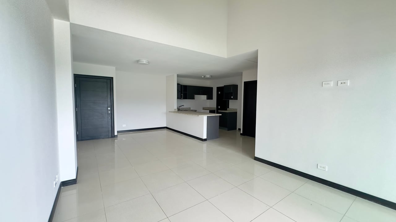 Bright City View Condo, Curridabat, San Jose