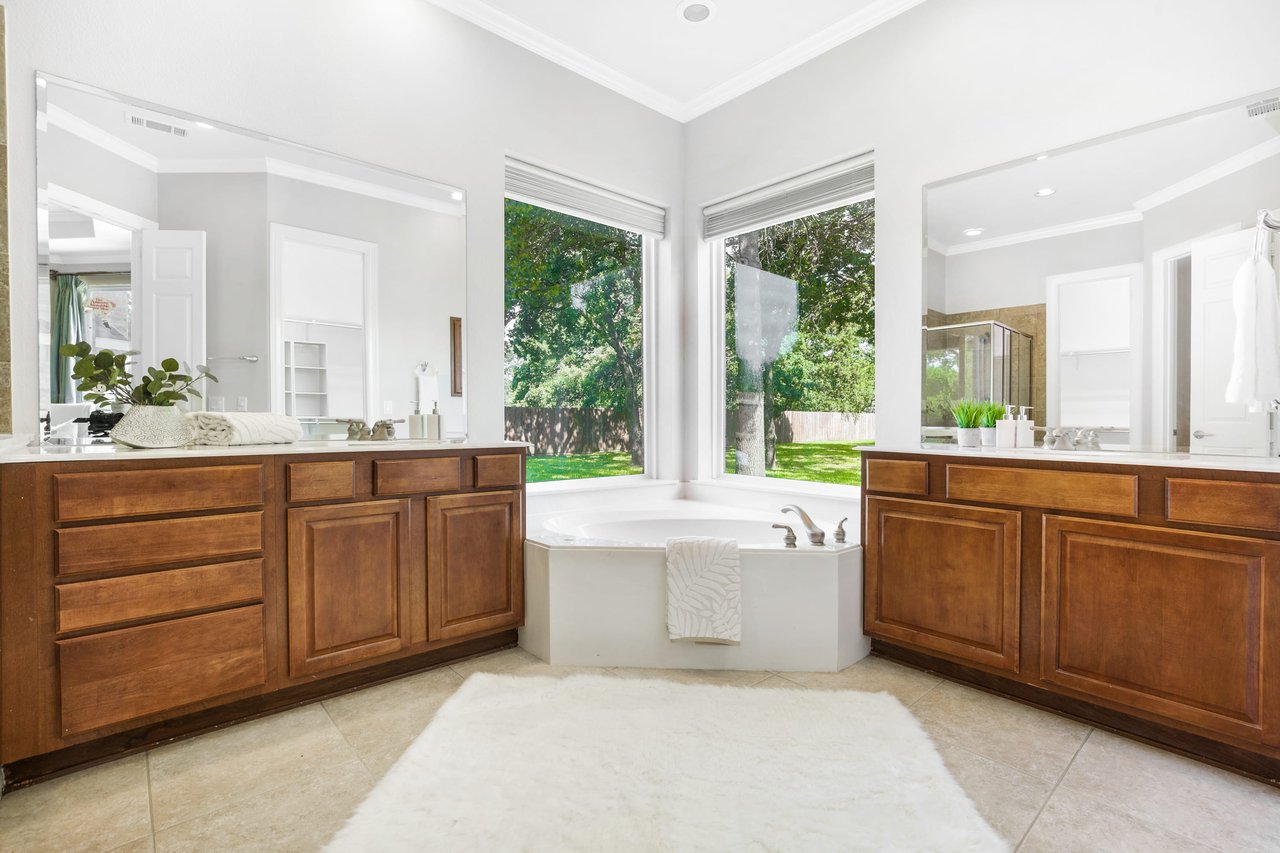 1300 Golden Gate Drive