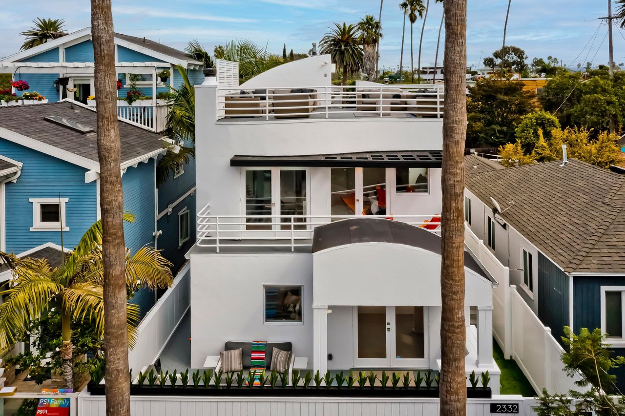 2332 Ocean Avenue, Venice 