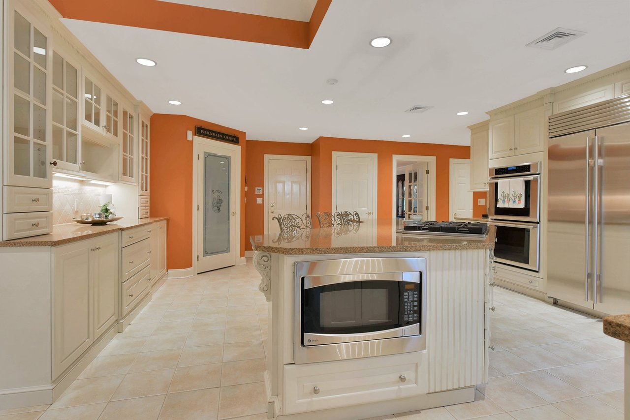 727 Ginger Lane
