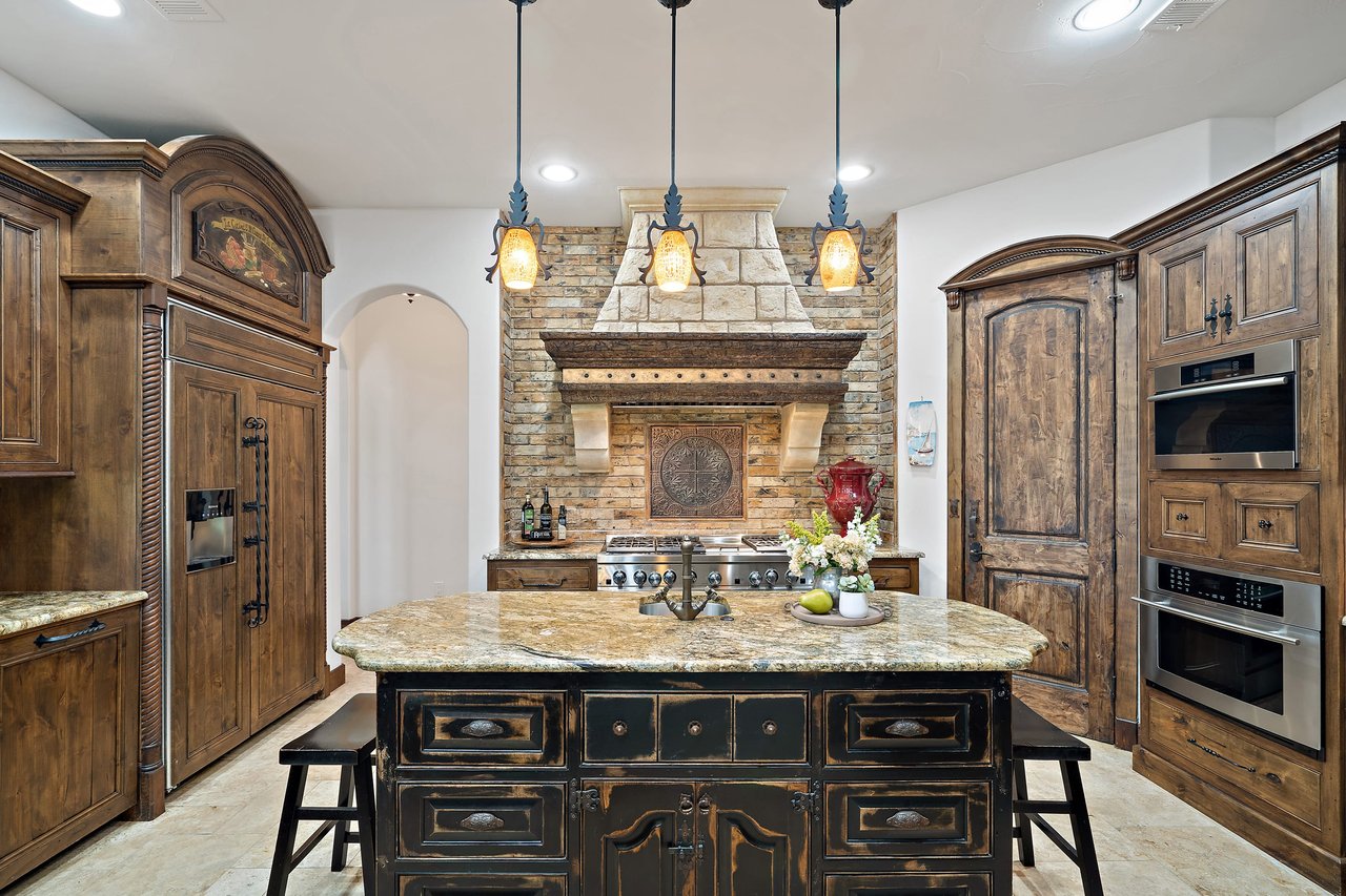 16715 Destiny Cove