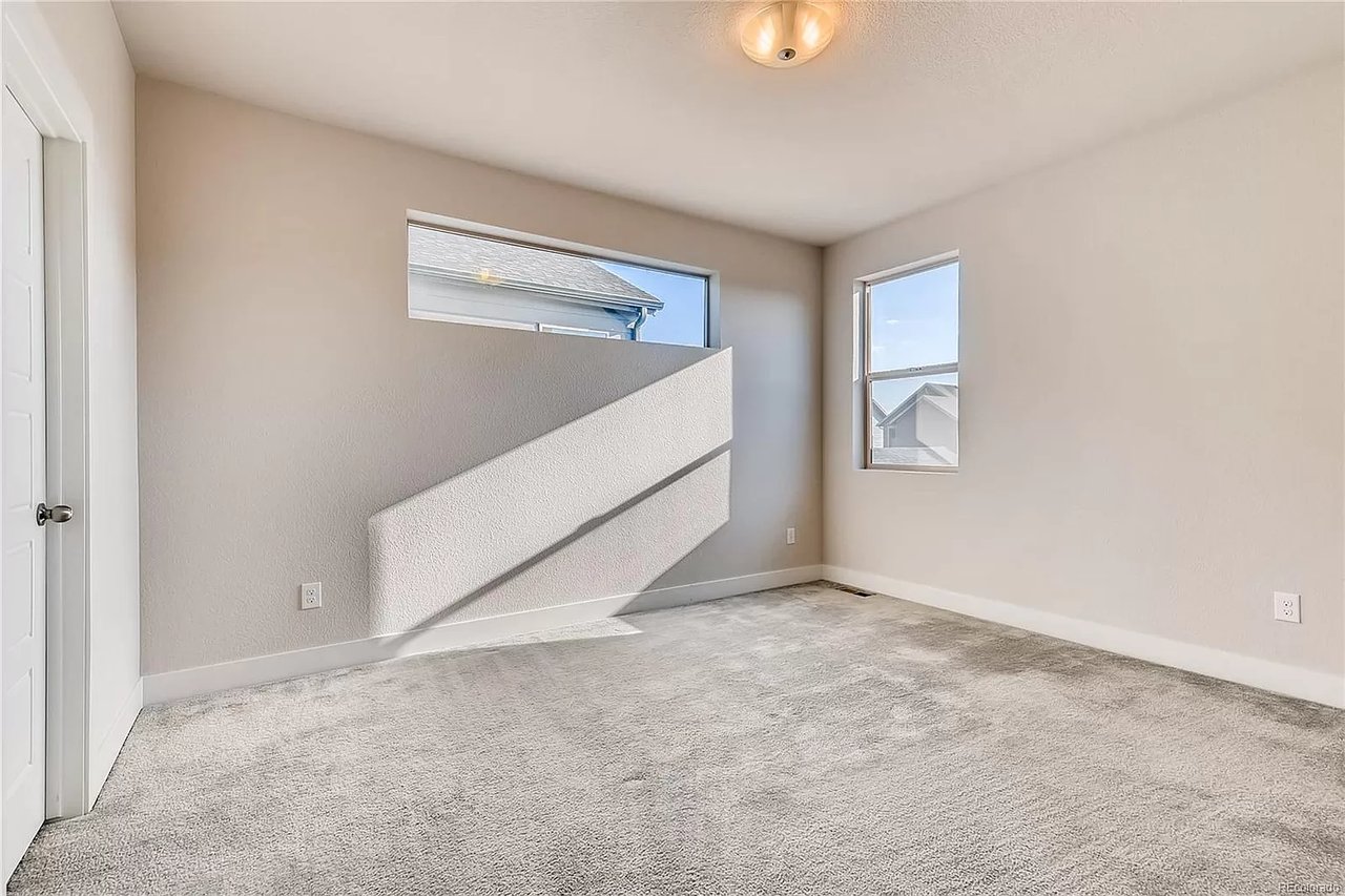 5443  Uinta Way