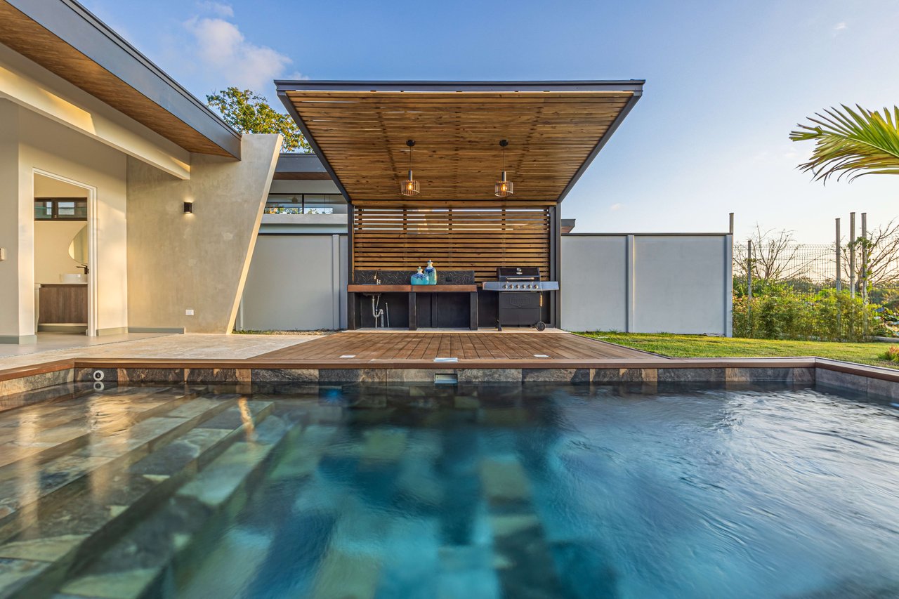 Casa Morfa: Brand New Home in Uvita's Premier Neighborhood