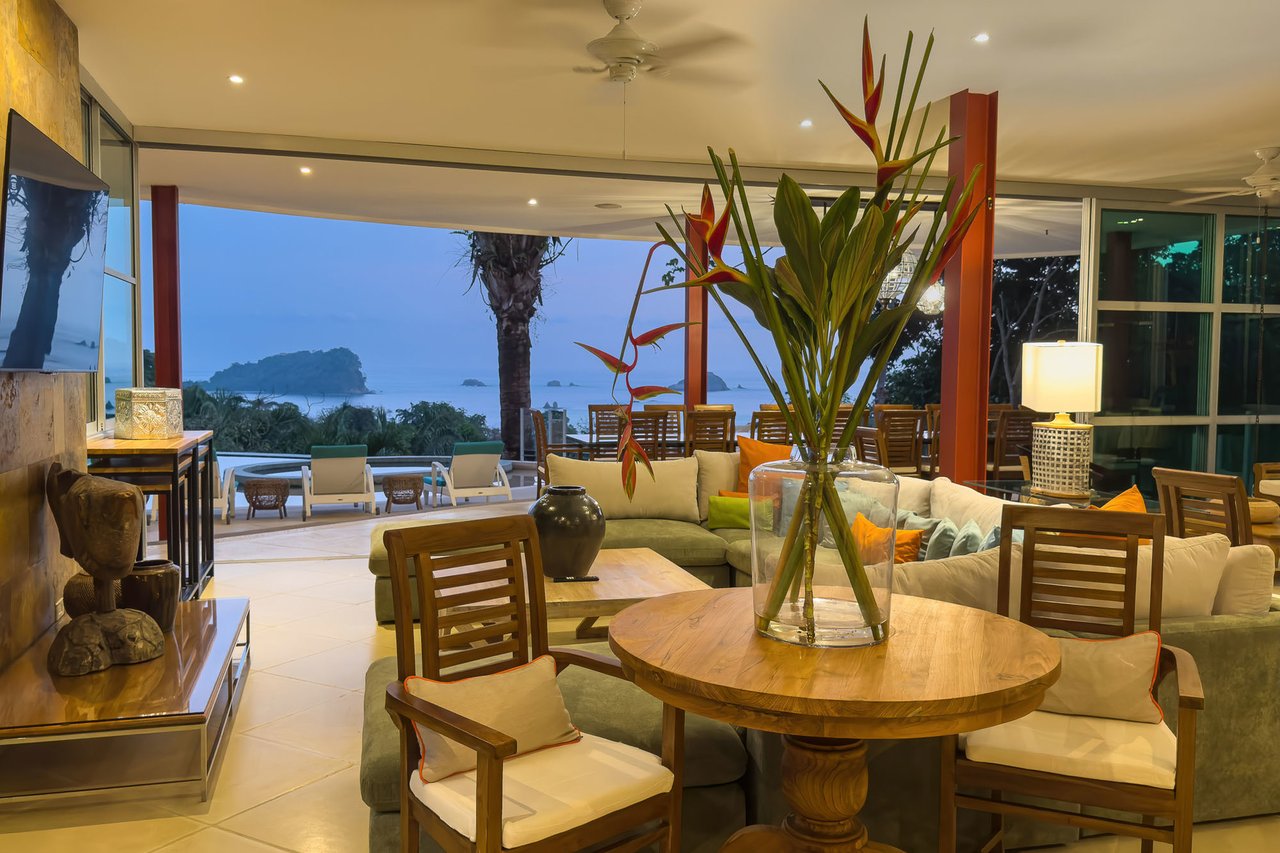 Luxury Mountain and Ocean View Villa, Manuel Antonio, Puntarenas