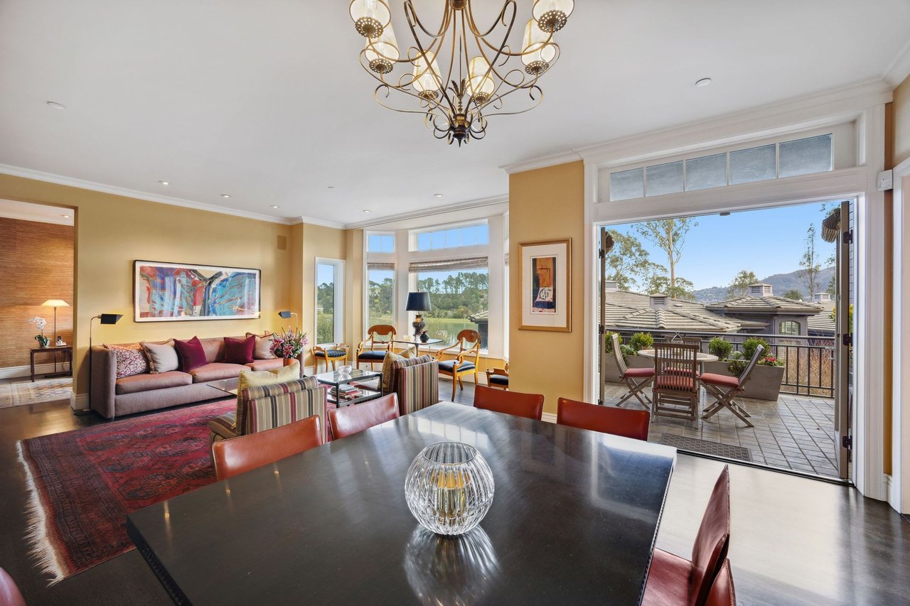 54 De Silva Island Drive