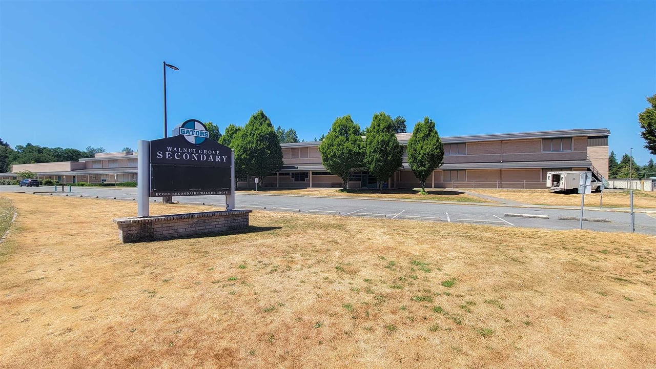 29-8930 Walnut Grove Dr