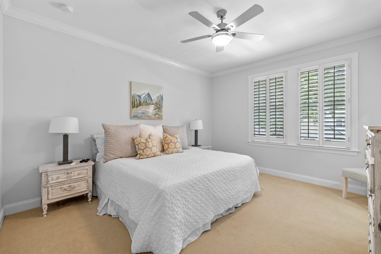 1421 Place Picardy