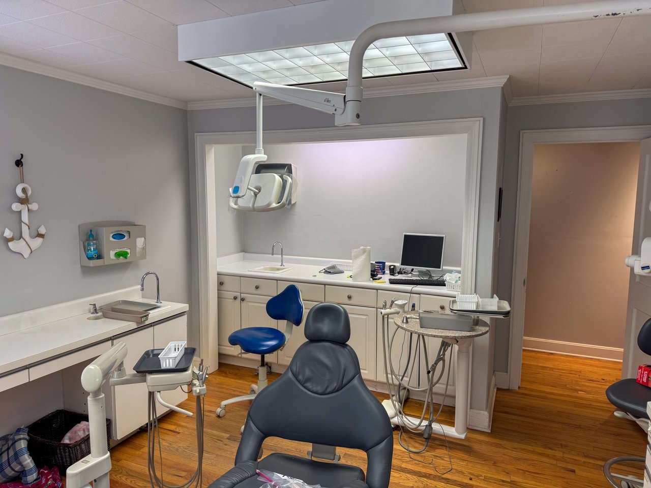 1102 N Columbia (HWY 21) Avenue