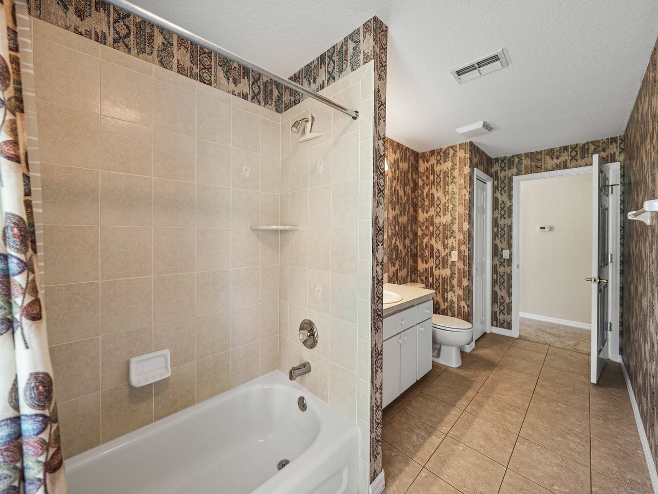 12427 FOREST HIGHLANDS DR