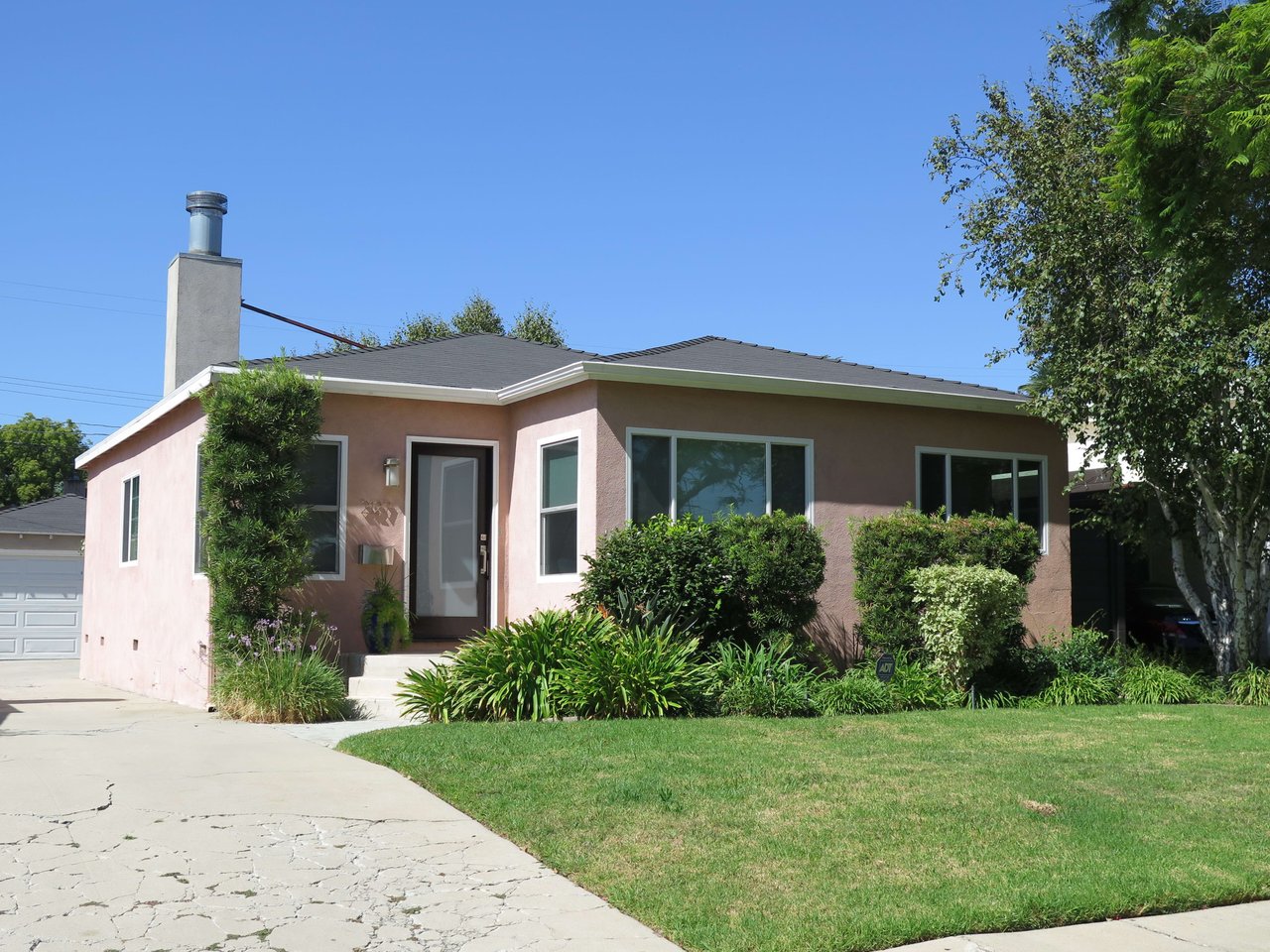 2127 Kelton Drive