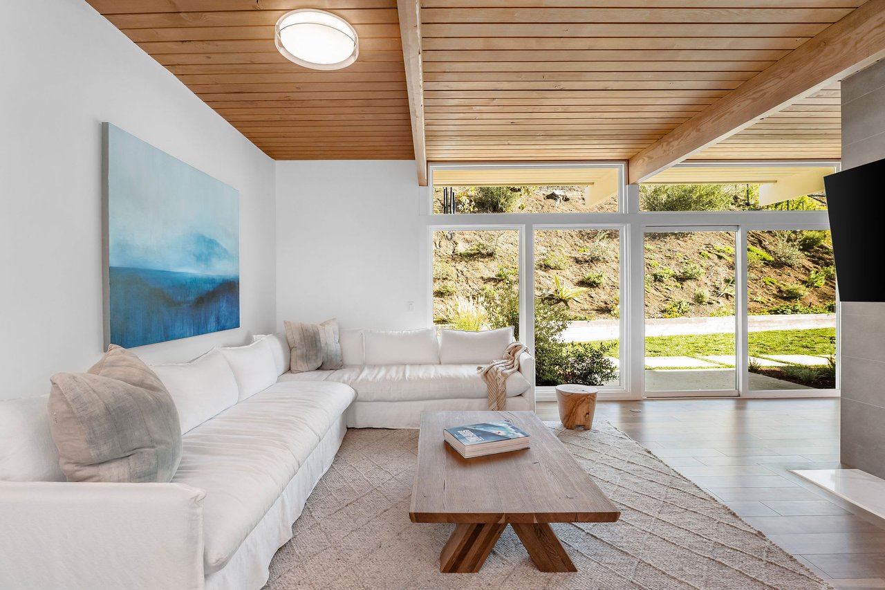 Malibu West Mid-Century Modern