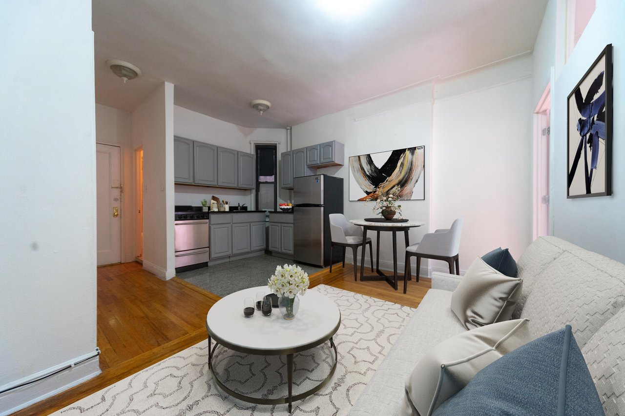 210 East 38th Street, Apt 4C