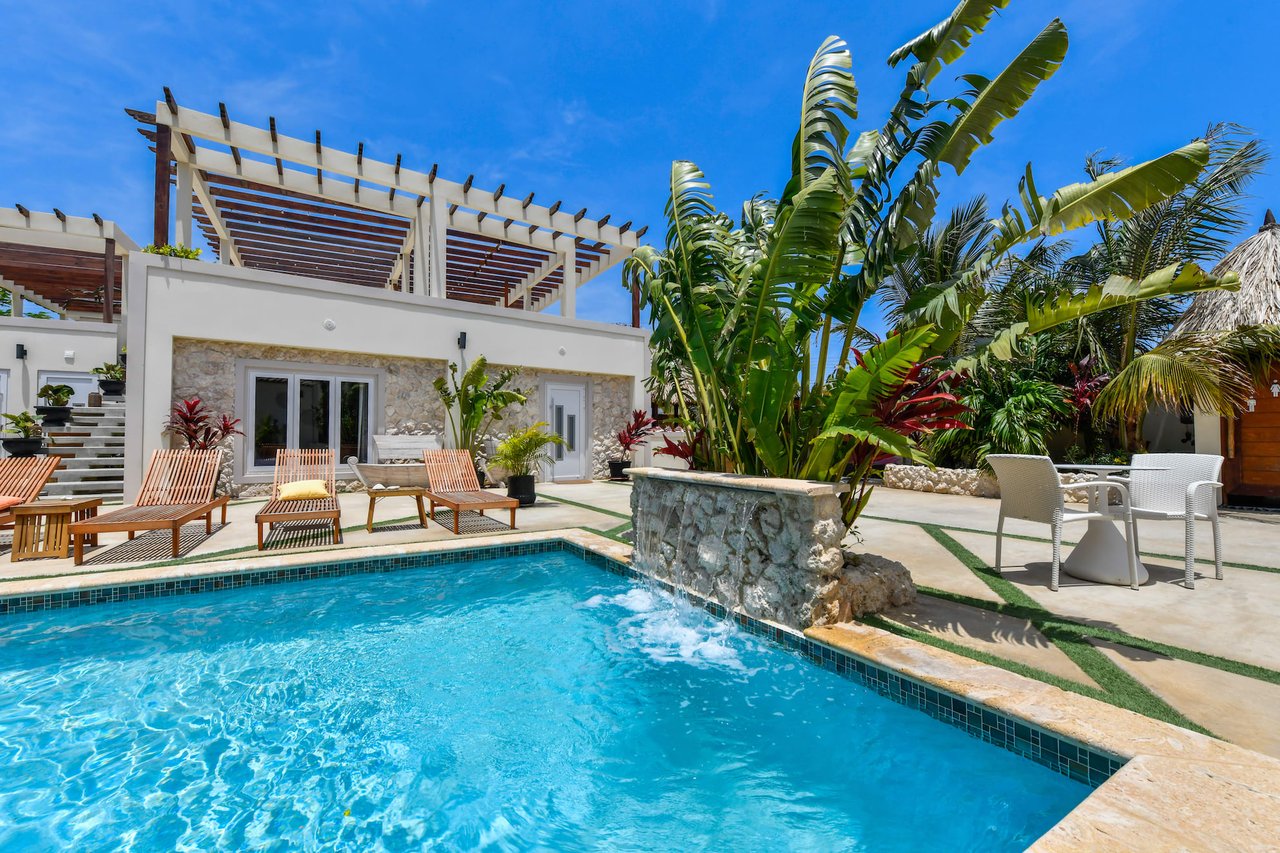 Savaneta Luxury Multi Unit Complex