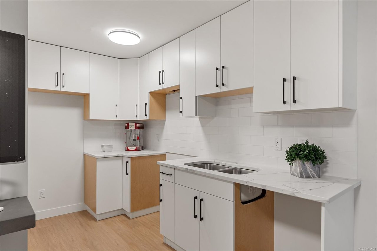 480 Grafton St, Esquimalt