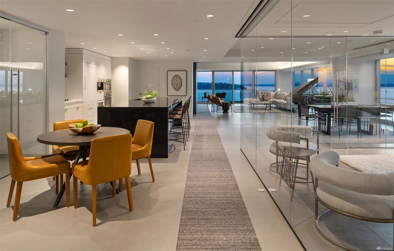 Four Seasons Private Residences