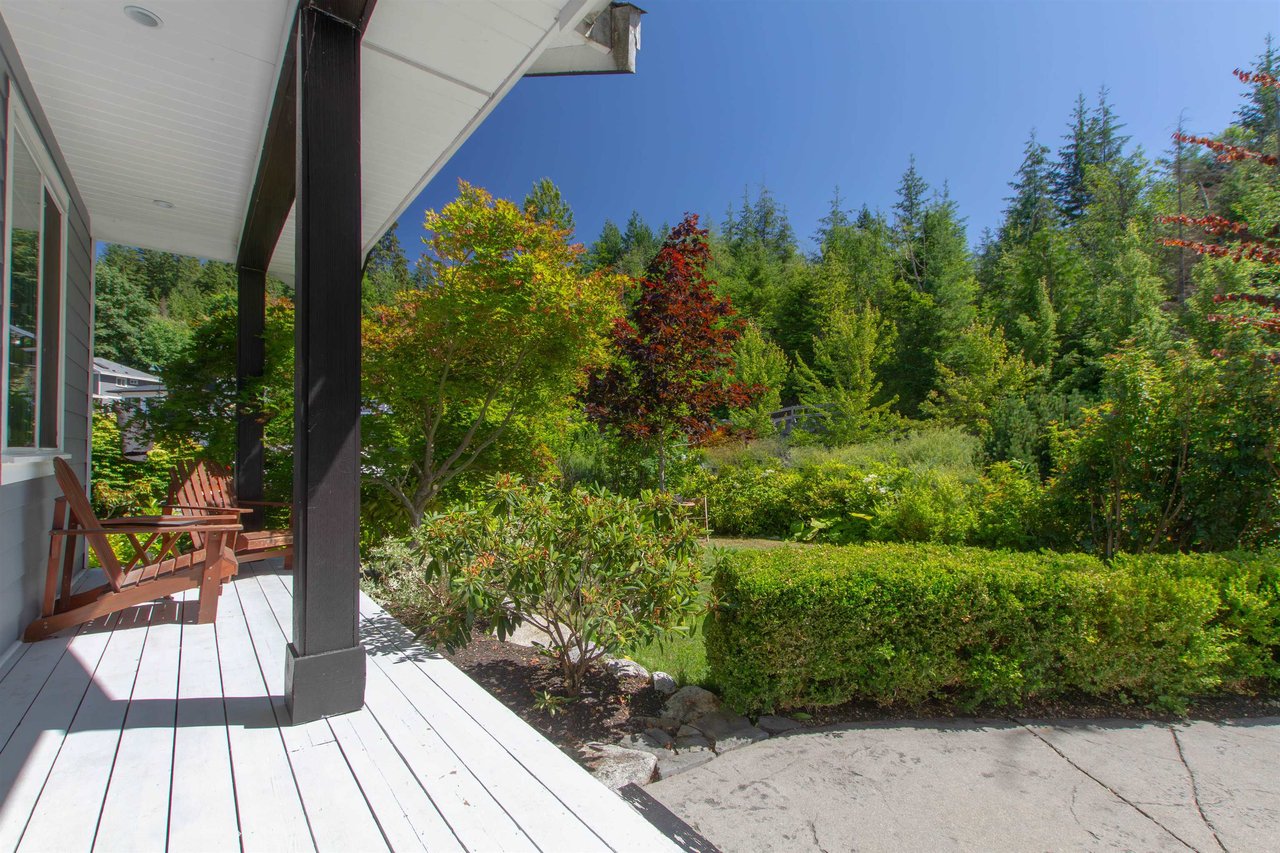 1039 Jay Cres