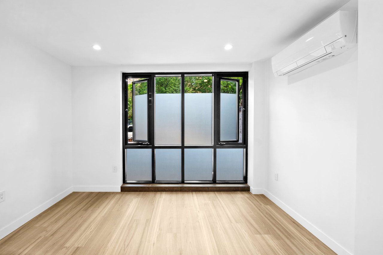 378 Kosciuszko St, Unit 1