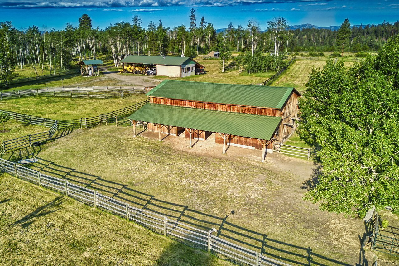 Windy Hills Lakefront Retreat