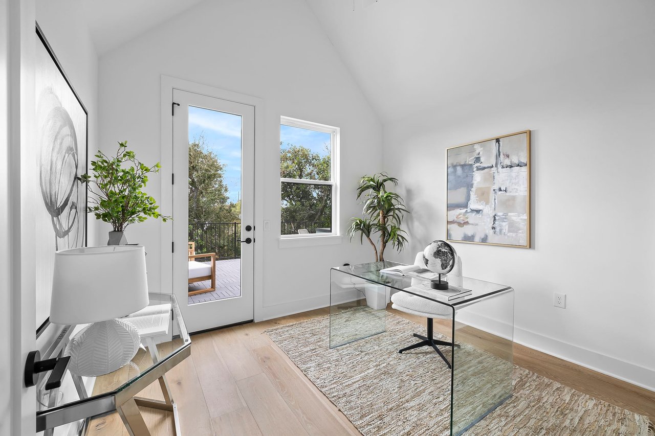 2105 S L Davis Unit #2