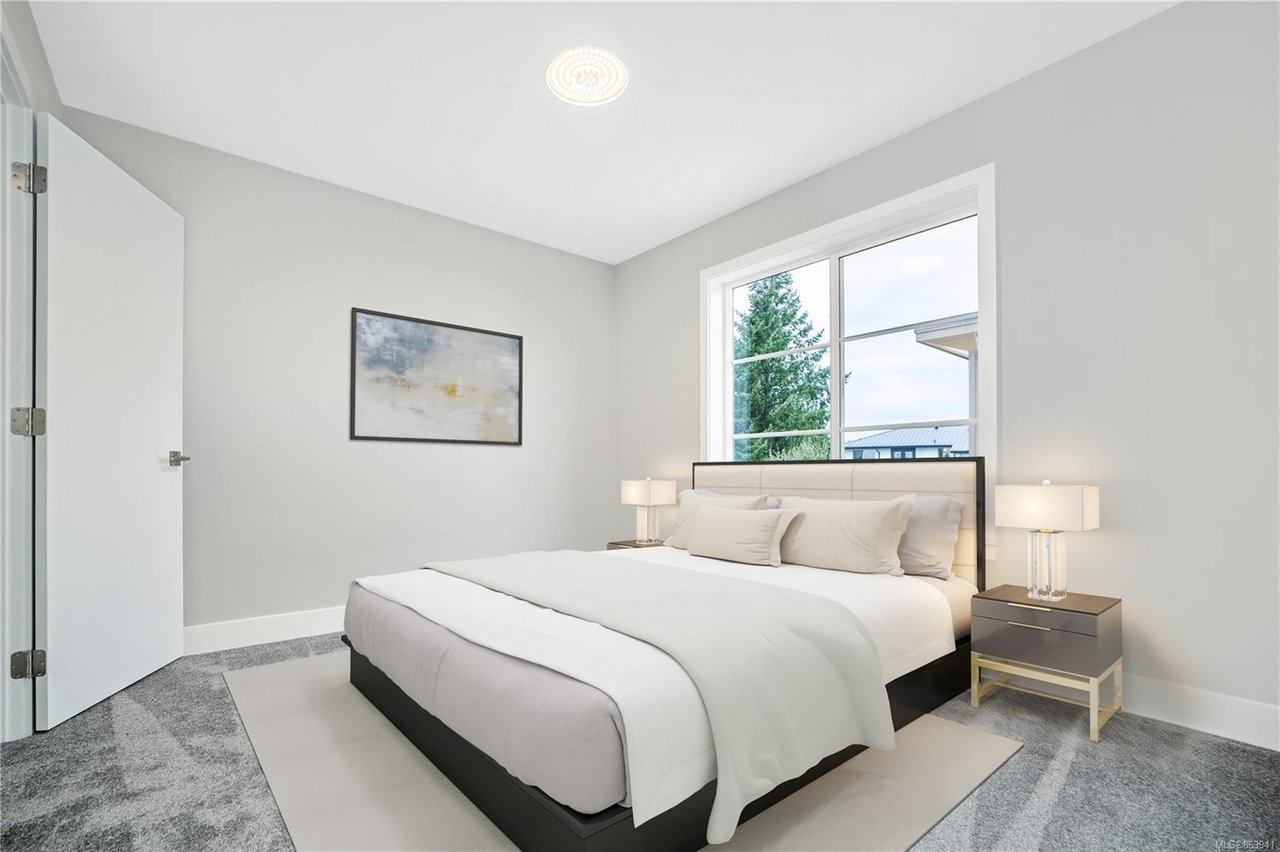 1-1052 Tillicum Rd, Saanich