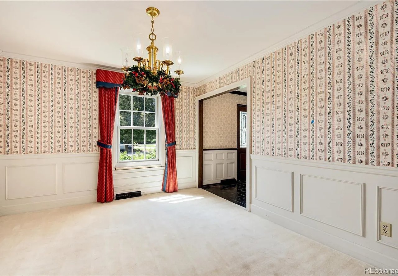 8 Meadowview Lane