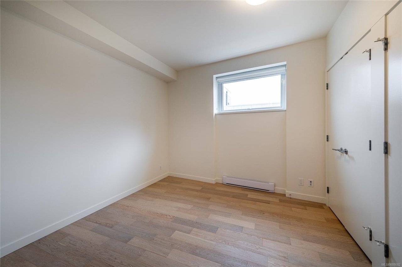 403-550 Michigan St
