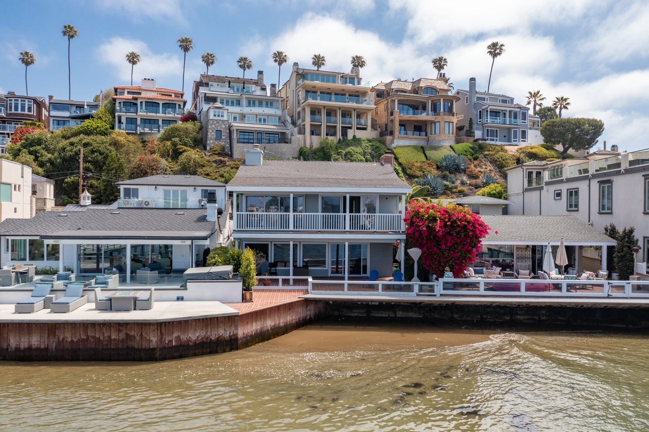 2307 Bayside Drive