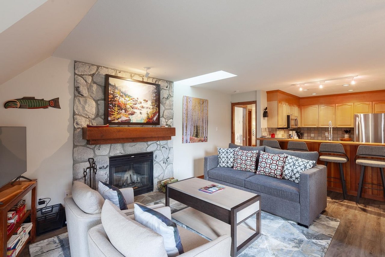 18-4636 Blackcomb Wy