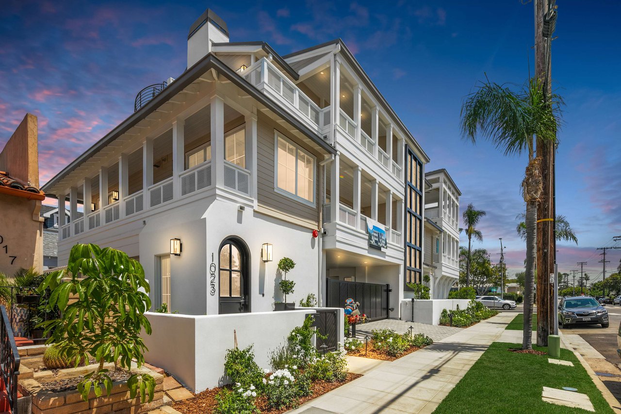 The Coronado Beach Terraces