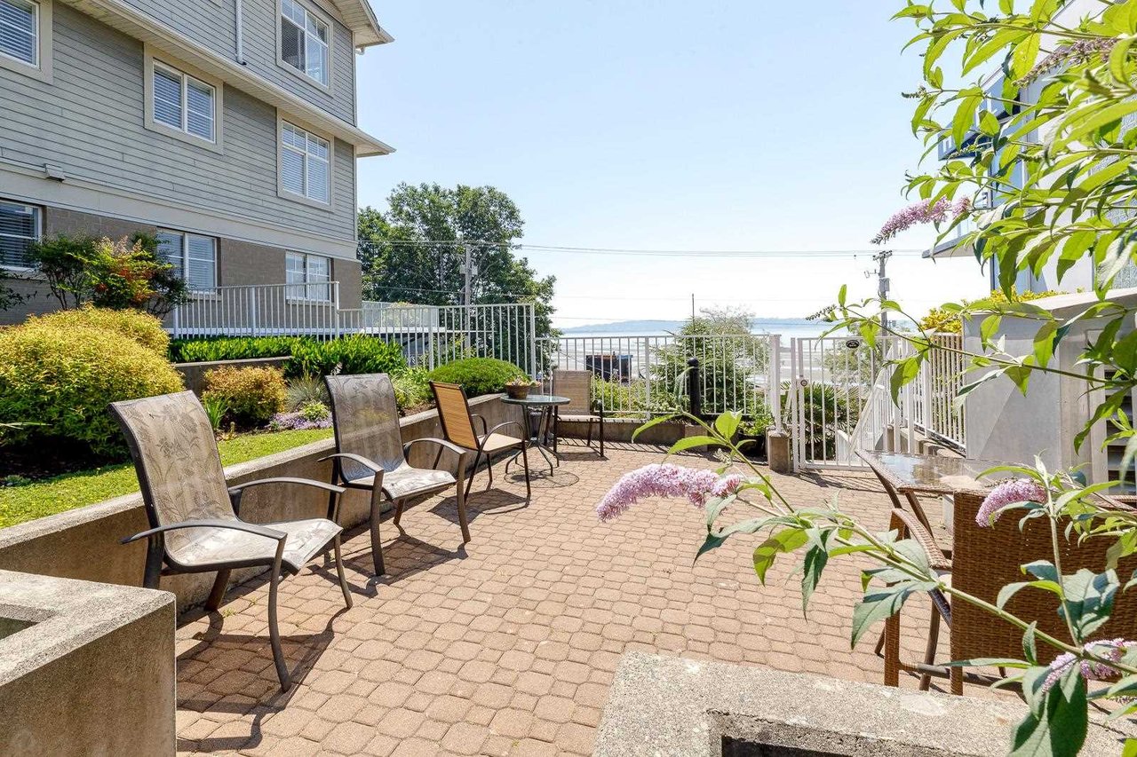 110-15621 Marine Dr