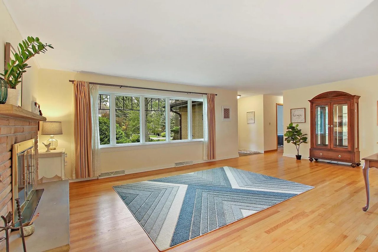 1416 Northwoods Rd