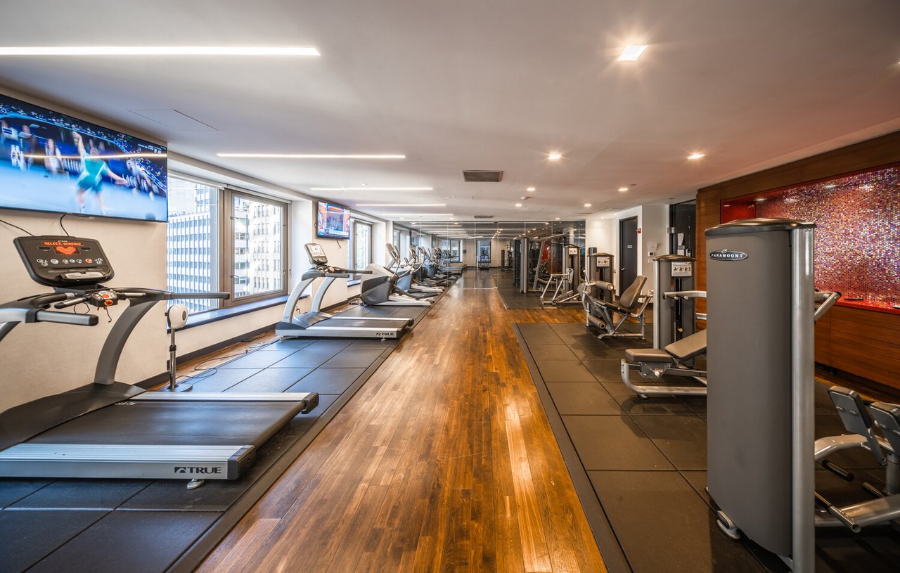 75 Wall Street, Apt 19I