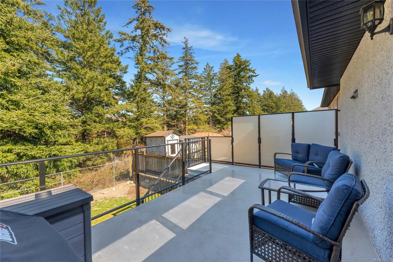 980 Wild Ridge Wy