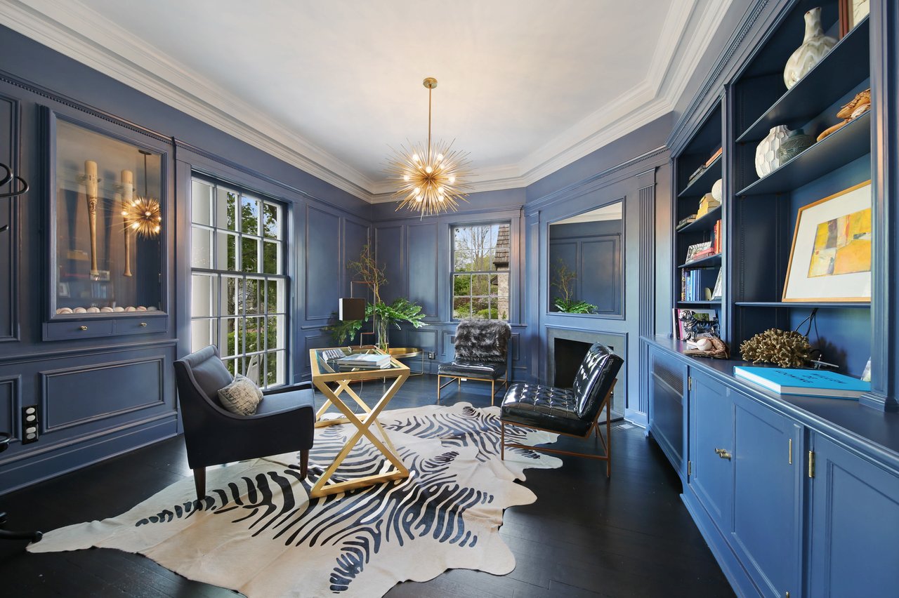 A fusion of the latest materials and finishes reinterprets its classic pedigree for modern living