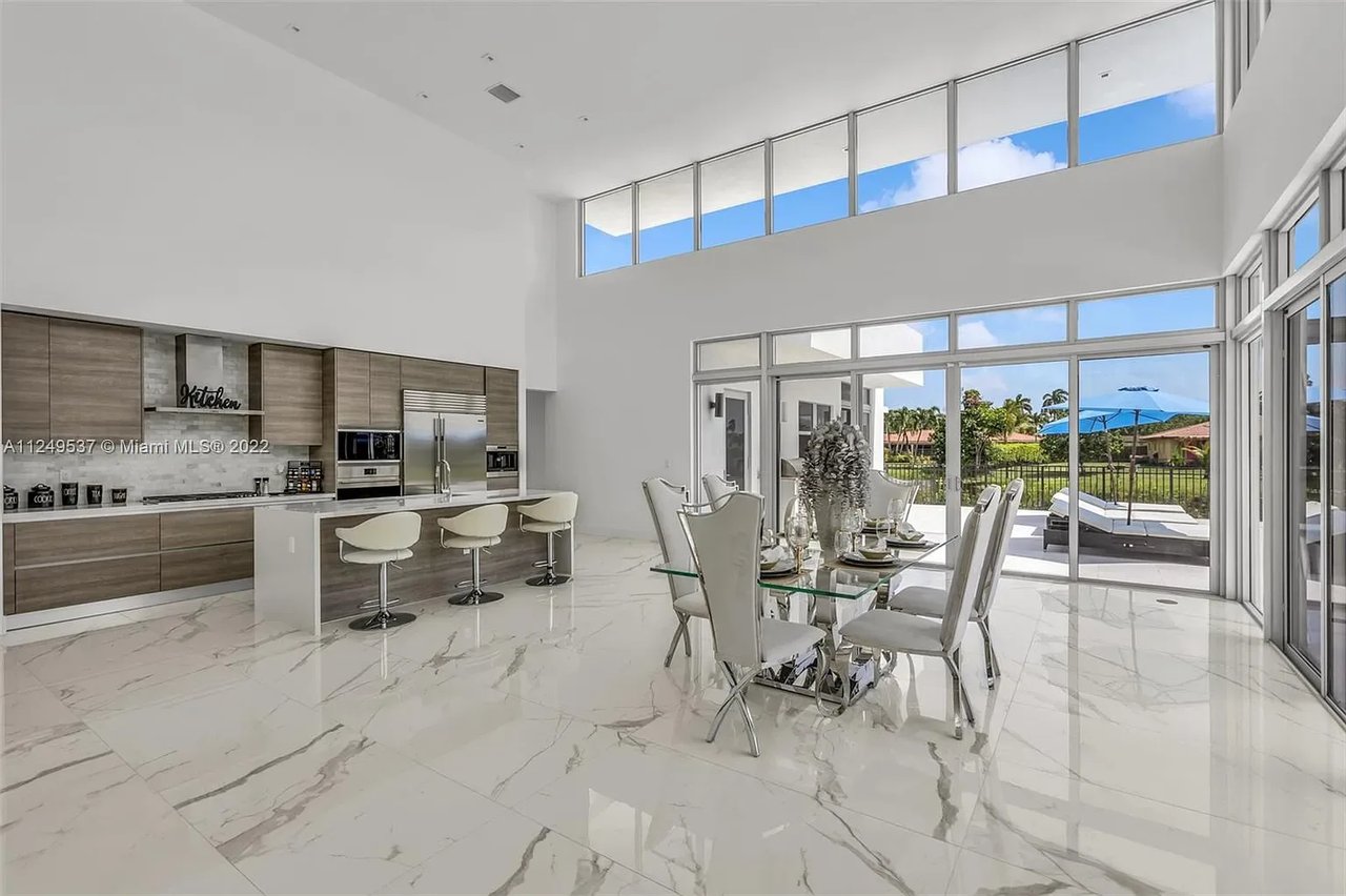 16672 S Botaniko Dr S