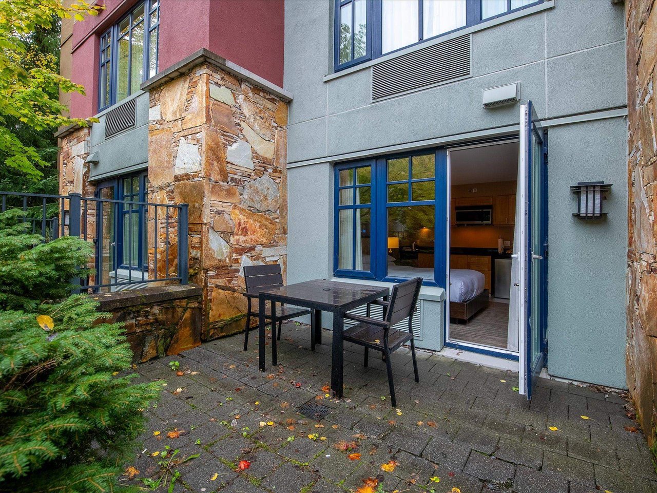 161-4050 Whistler Wy
