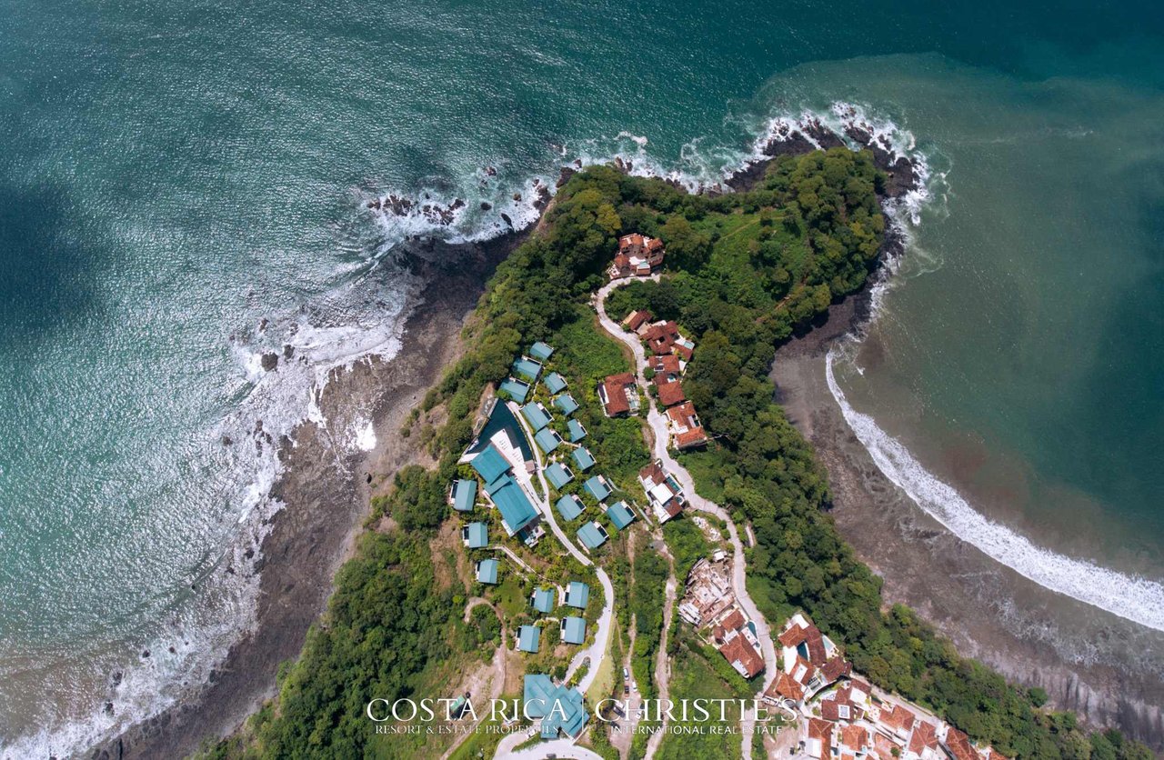Casa Chameleon Residences Villa #2