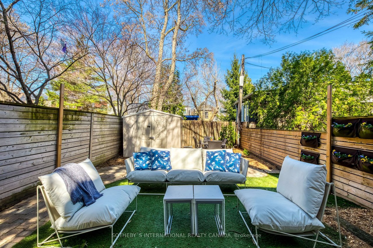 152 Riverdale Ave