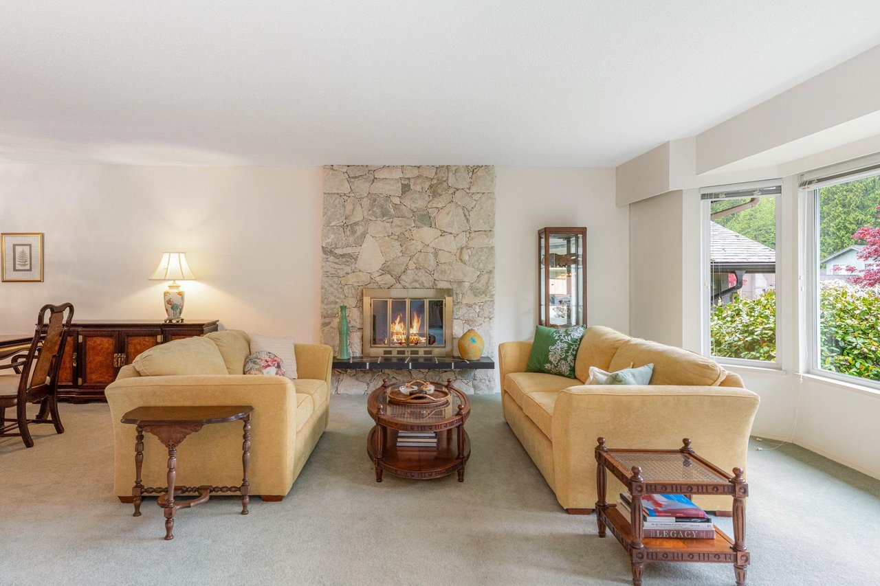 1760 Medwin Pl