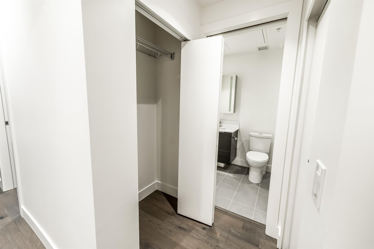 204-7777 Cambie St