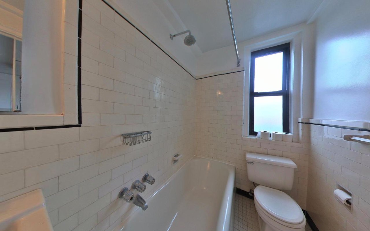 41 West 72nd Street, Apt 16-G